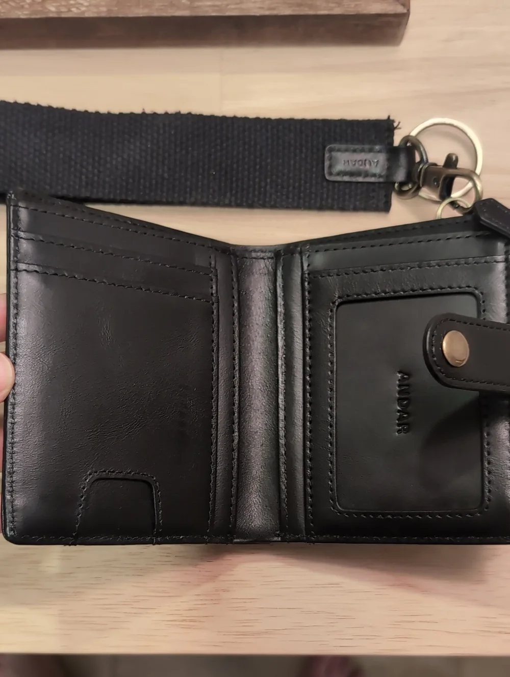 Andar The Lo Wallet In Jet Black | Macro Woven